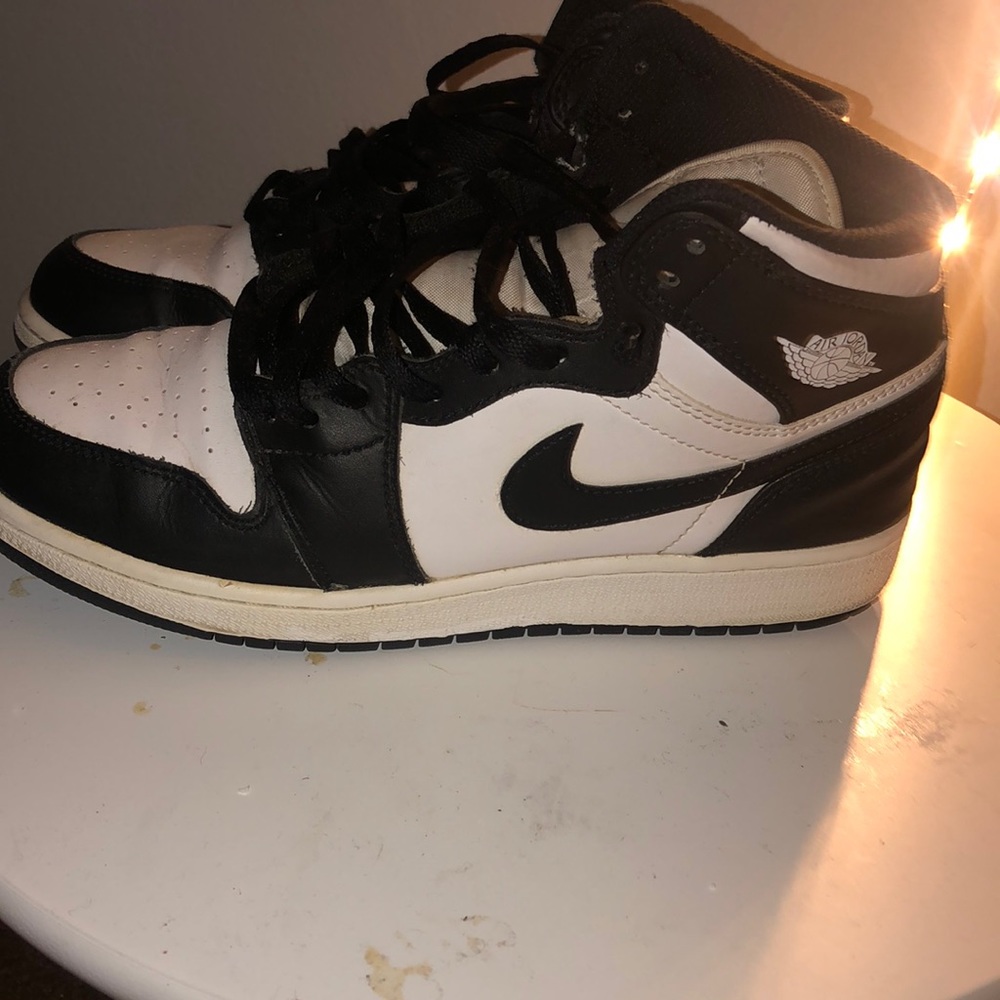 Black White Jordan 1s
